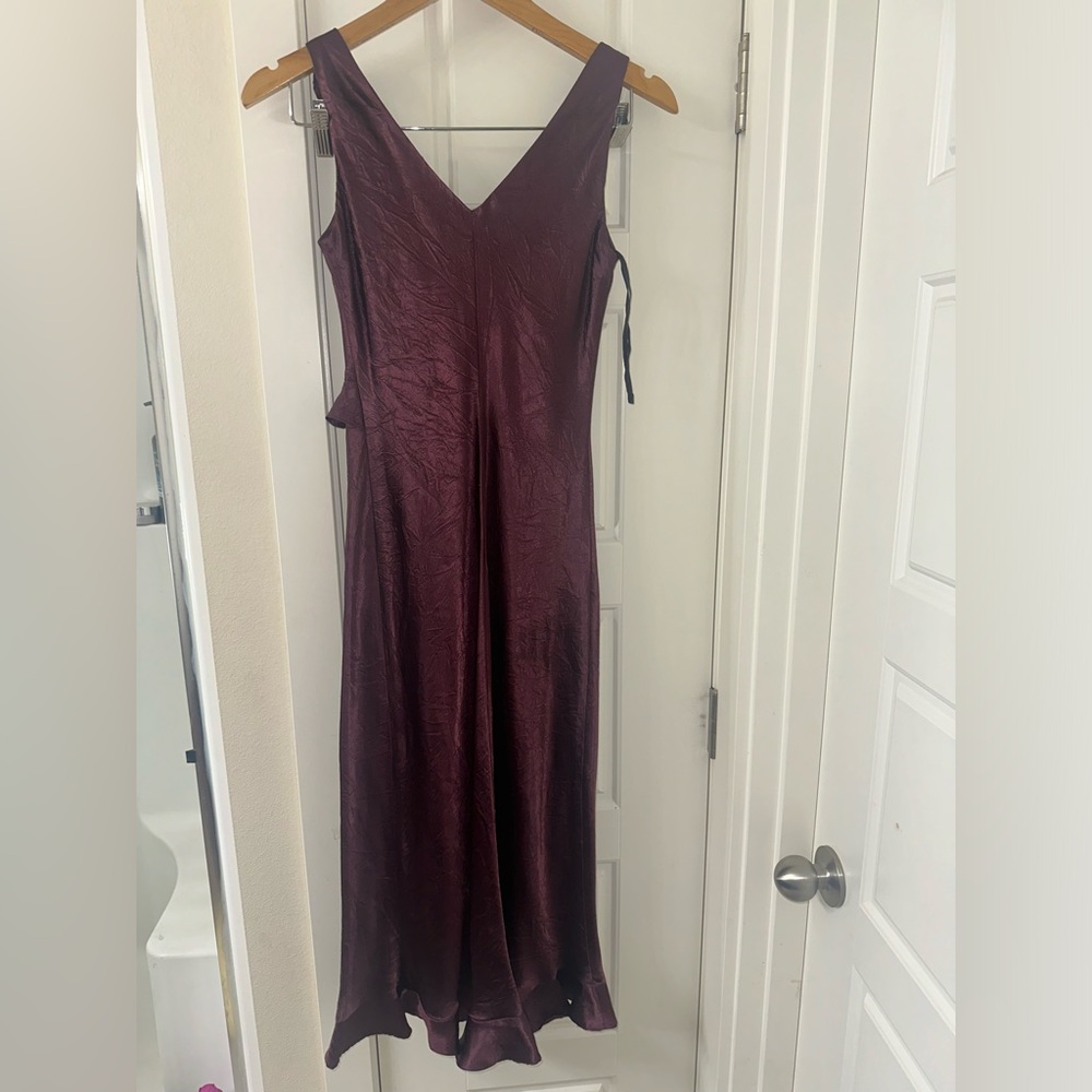 Vintage Y2K Burgundy Satin Midi Dress โ Ruffle Hem & Tie Back Size 3/4 - Picture 2 of 5